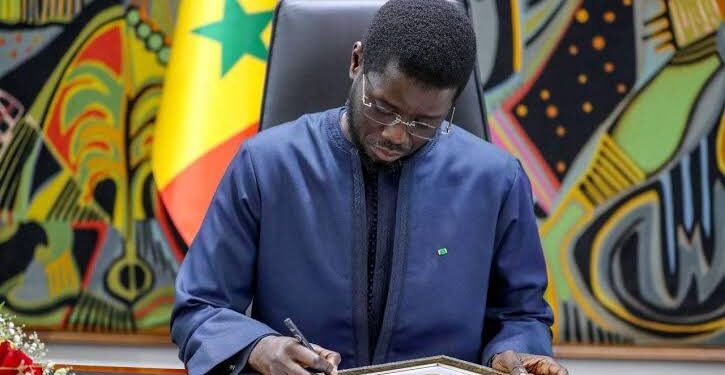 Constitution: le Président gardien, la loi préservée, (Par Khady Saliou Sene PDS Diaspora)