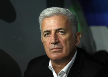 Algérie : Vladimir Petkovic réclame plus de 3 milliards FCFA pour quitter les Fennecs