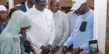 Inauguration de l’incubateur de Khombole : Dr Alioune Dione célèbre une « vision du développement territorial… »