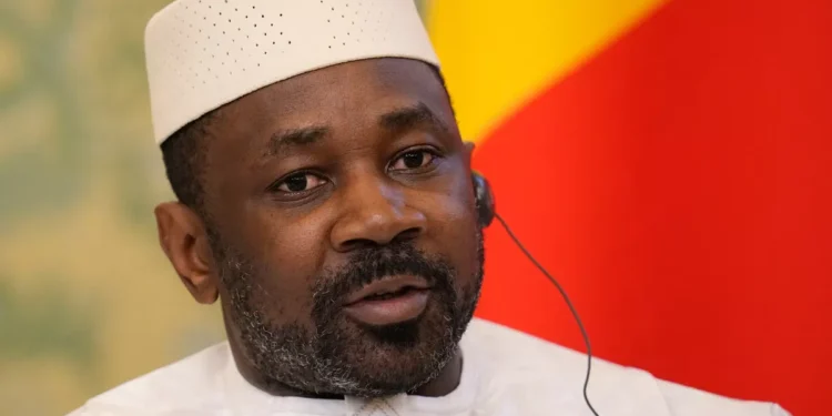 Mali: le chef de la junte gracie un agent français lourdement condamné