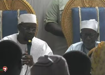 (Vidéo) – Kaolack – Sonko fait rire le Khalif « Mom Nénama Légui Borbé La Far, Mane Maniko… »