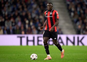 Mercato : Crystal Palace passe à l’offensive pour Antoine Mendy