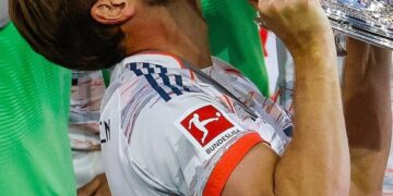 Après Ousmane Dembélé, Harry Kane remporte le titre de meilleur joueur du monde