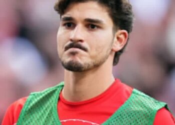 Athletico Madrid : Julian Alvarez absent de l’entraînement, son avenir toujours en suspens
