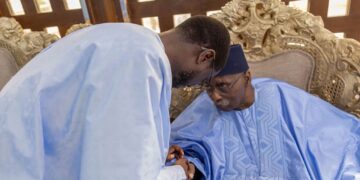 Gamou Tivaouane : Le Chef de l’État a rendu visite au Khalife général des Tidianes, Serigne Babacar Sy Mansour