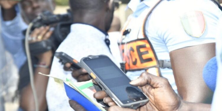 Arnaque par SMS : la Police alerte les usagers de la route