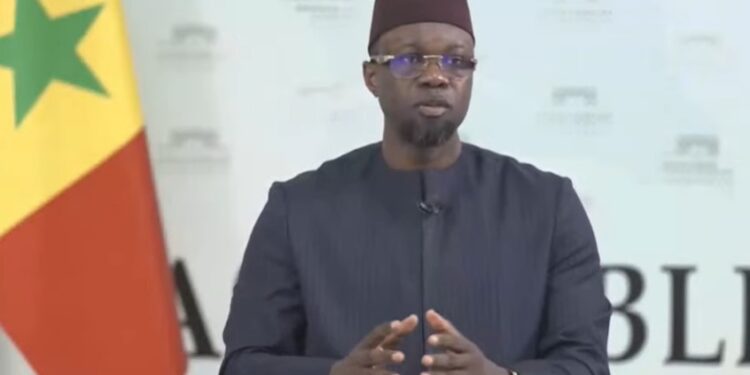 Sonko sur la hausse des prix du carburant « Il faut que l&rsquo;État prenne sa part de sacrifice »