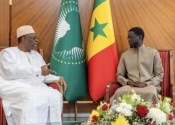 « Exigence de bienséance républicaine » : Le collectif Fatali dénonce l’effacement du nom de Macky Sall sur les grands projets