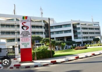 Ministère de la santé : près de 400 millions volés, deux agents arrêtés 