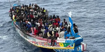 Quarante-deux migrants partis de la Gambie secourus au large de la Mauritanie (garde-côtes)