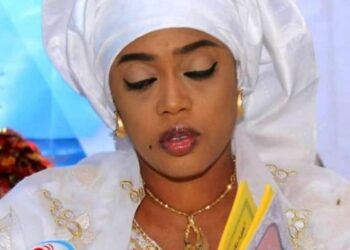 « Offense au chef religieux…. » : une plainte annoncée contre Sokhna Aïda Diallo