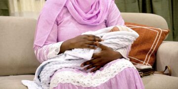 Naissance du fils de Bentaleb Sow : Madame Sonko, khady Kébé lui a rendu visite