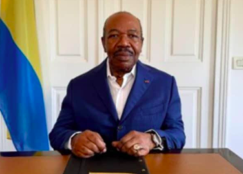 Gabon: l&rsquo;ancien président Ali Bongo se défend publiquement dans l&rsquo;affaire des biens mal acquis