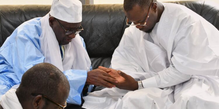 Décès de Sokhna Momy Bousso : Ousmane SONKO présente ses condoléances à S. Fallou Sohibou Mbacké