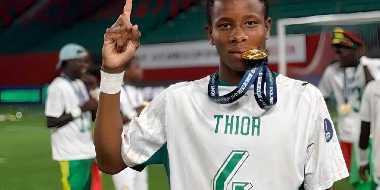 Champion d’Afrique U17, Cheikh Thior séduit le PSG