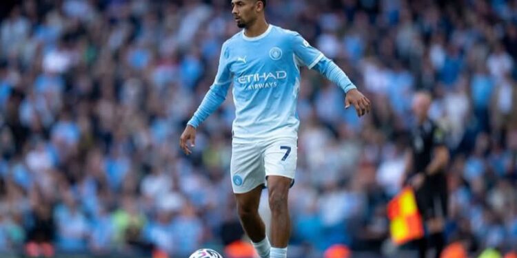 Iliman Ndiaye sur ses débuts avec Man City : « Heureux de faire ma première apparition et de remporter la victoire »