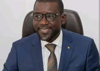 : Alioune Dione trace la « frontière » et se dévoile