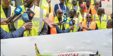AIR SÉNÉGAL : Abdoul Ahad Ndiaye réceptionne le BOEING 737-800 « GOREE », une nouvelle étape dans le renforcement de la compagnie nationale et de la souveraineté aérienne du Sénégal