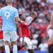 Premier League : Manchester City s’impose à dix contre Manchester United
