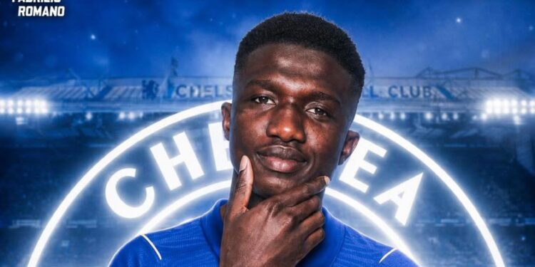 Mercato : Lamine Camara se dirige tout droit vers Chelsea !