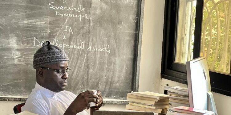 « Boulénema faté ci blocage yi ak bagna commenter sama posts yi »: Thierno Bocoum raille les Pastéfiens