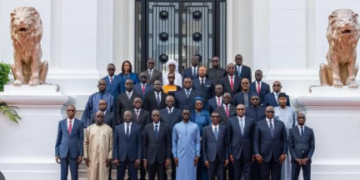 Gouvernement de majorité présidentielle élargie ou Gouvernement d’union ?, (Mamoudou Ibra Kane)