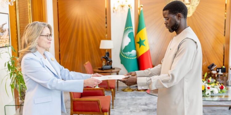 Diplomatie : Le Chef de l’État a reçu six nouveaux ambassadeurs accrédités au Sénégal