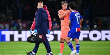 FC Barcelone : Dani Olmo absent pour un mois
