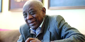 Décès de Cheikh Hamidou Kane : le Sénégal perd une grande figure des lettres et de l’État