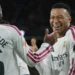 Liga : le Real Madrid s’impose face au Barça grâce à un doublé de Mbappé