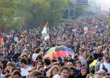 En Italie : une journée de manifestations massives met le gouvernement Meloni sous pression