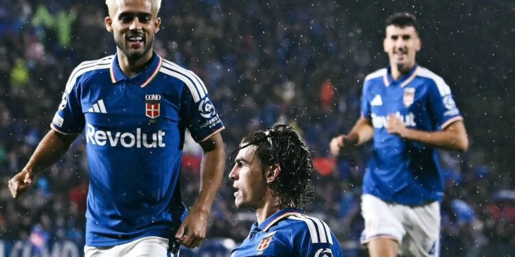 League des Champions : Como 1907 écrase Manchester United (4-1)