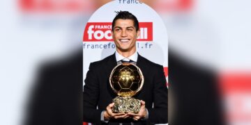 Football : Le Ballon d’or 2008 de Cristiano Ronaldo est élu MEILLEUR BALLON D’OR de l’histoire !